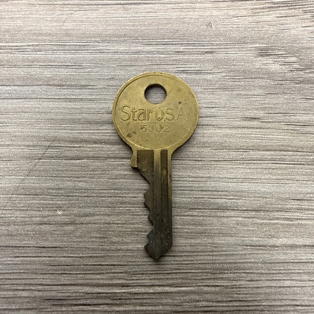 American USA HARDENED Lock Series 600 Padlock / Works / 1 Key